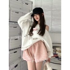 批发KAKAMEE冬款 韩系<b class='q'>甜美</b>条纹蕾丝拼接加厚软糯仿羊羔绒宽松短裤女