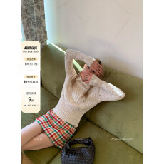 批发8uioio 甜心彩糖 格纹低腰a<b class='q'>字</b><b class='q'>半身裙</b>女2025冬季新款显瘦包臀短<b class='q'>裙</b>