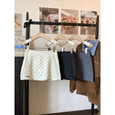 实拍白色半身裙女夏2026新款今年流行爆款a字包臀裙子波点短裙