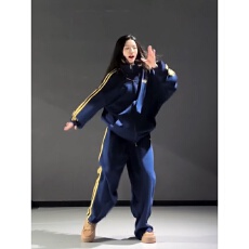 批发国潮嘻哈休闲<b class='q'>运动服</b>套装女秋季美式黑色宽松<b class='q'>大码</b>卫衣阔腿裤两件套