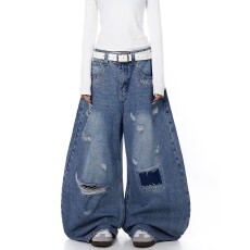 批发美式复古高街破洞补丁水洗弯刀牛仔裤男女春夏做旧设计感阔腿<b class='q'>长裤</b>