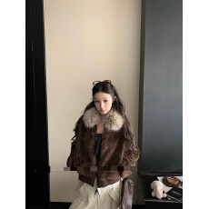 批发毛毛外套女冬短款2026新款环保羊羔绒皮草加厚拼接时尚狐狸毛上衣