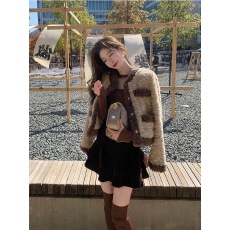 批发小香风仿羊羔毛保暖短款外套女<b class='q'>秋</b>冬2024新款韩版宽松气质上衣加厚