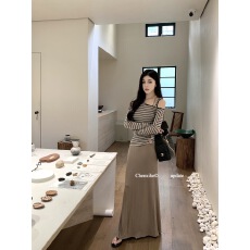 批发何晨曦 时尚套装莱赛尔条纹斜肩上衣垂坠感<b class='q'>莫代尔</b>长款吊带连衣裙