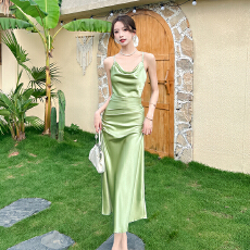 批发<b class='q'>欧美</b>ins风荡领性感露背丝滑缎面高级感优雅气质显瘦度假礼服<b class='q'>长裙</b>