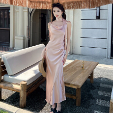 批发巨好看法式高级感缎面<b class='q'>性感</b>优雅气质简约轻熟风设计感两件套<b class='q'>礼服</b>裙