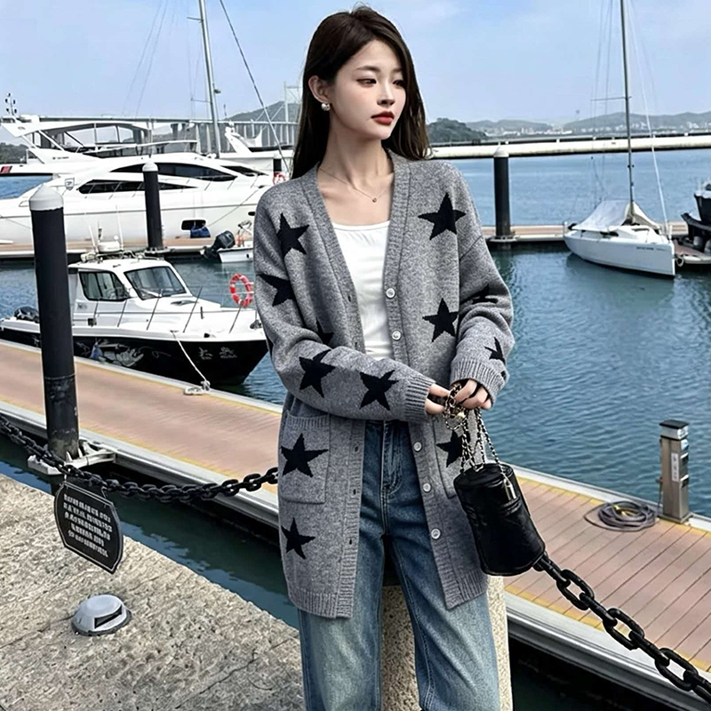 BY32182# 中长款星星提花开衫设计感宽松白搭软糯毛衣外套 服裝批發女裝批發服飾貨源