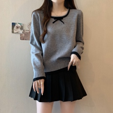 批发实拍 大码女装气质减龄方领长袖针织衫撞色蝴蝶结设计感短款毛衣