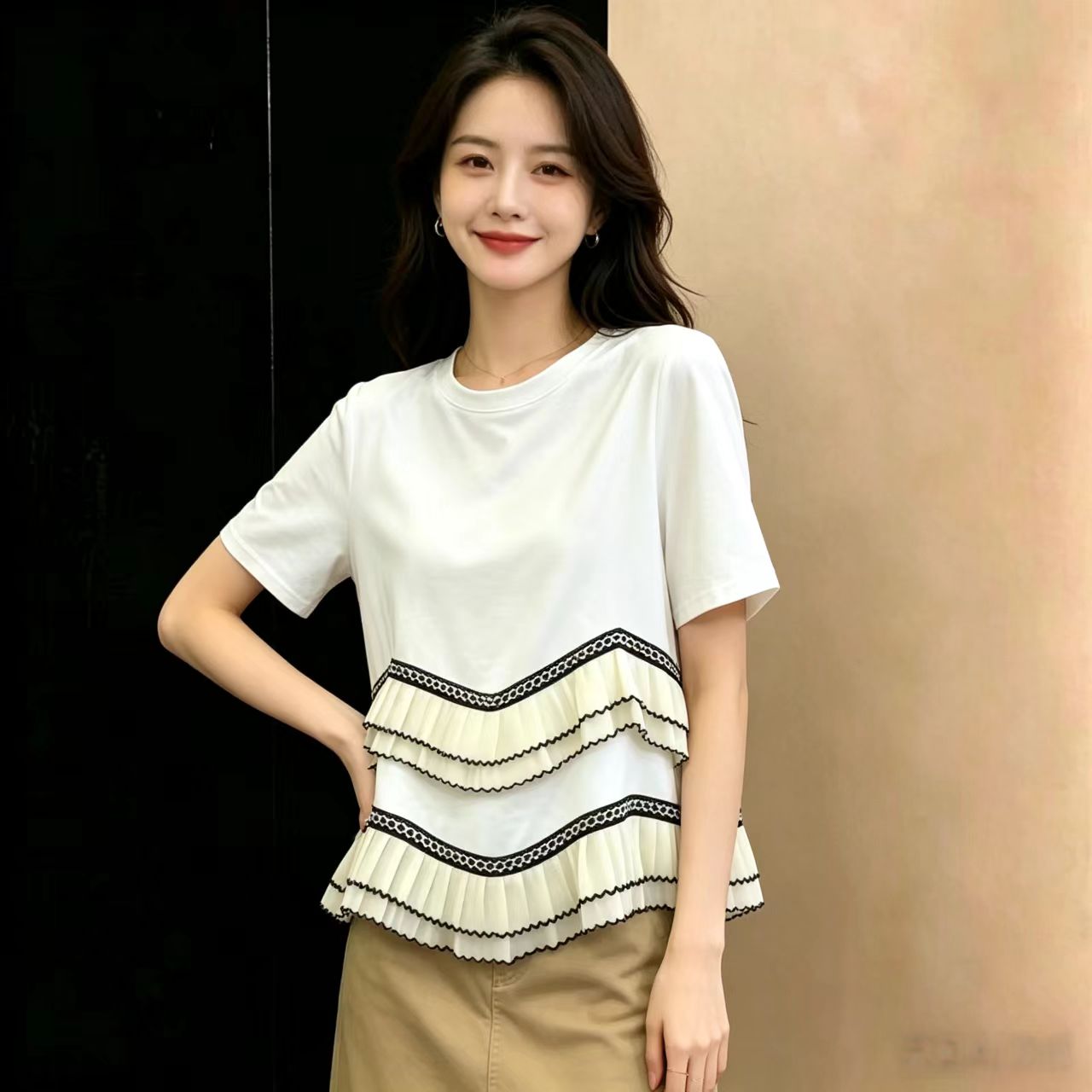 RY5013# 实拍 大码女装圆领正肩荷叶边拼接短袖T恤黑色气质显瘦百搭上...