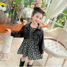 批发女童套装春秋款2025新款时尚小女孩皮衣碎花裙套装中小<b class='q'>儿童</b>两件套