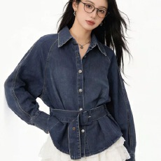 批发2026春秋款翻领系带收腰<b class='q'>牛仔</b>衬衫女复古蝙蝠袖设计感<b class='q'>牛仔</b>外套<b class='q'>上衣</b>