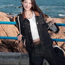 批发美式复古牛仔外套女秋季新款撞色翻领水洗夹克宽松休闲高级感上衣