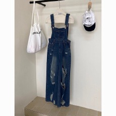 批发复古简约破洞设计阔腿牛仔<b class='q'>背带裤</b>女夏季爆款高腰遮肉显高拖地长裤