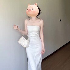 批发白色抹胸吊带<b class='q'>连衣</b>裙子女夏2025年新款法式高级感气质无袖包臀长裙