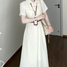 批发简单大方白色衬衫<b class='q'>连衣裙</b>子女装夏季2025新款小个子巨好看通勤长裙