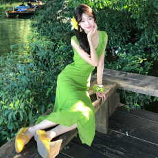 批发法式绿色荷叶边碎花连衣裙子女夏季2025新款海边度假气质收腰长裙