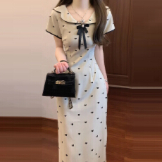 批发新中式改良<b class='q'>旗袍</b>娃娃领波点碎花连衣裙子女夏2025新款收腰国风长裙