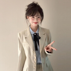 批发韩系西装外套女早秋季2025新款面试通勤穿搭<b class='q'>职业</b>套装气质收腰长裙