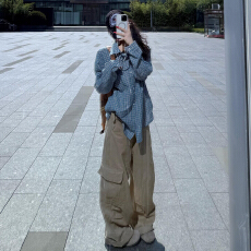 批发韩系慵懒蓝色<b class='q'>格子</b>长袖<b class='q'>衬衫女</b>早秋2025新款衬衣外套法式设计感上衣