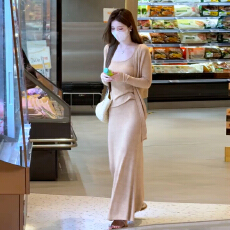 批发法式针织<b class='q'>连衣裙</b>子女装夏2025新款早秋穿搭一整套装气质长裙高级感