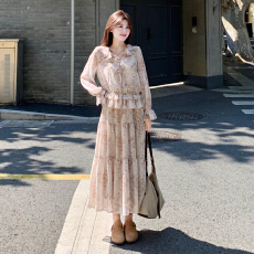 批发法式长袖碎花<b class='q'>连衣裙</b>子女2025新款早秋温柔高级感显瘦甜美长裙套装