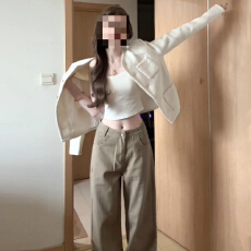 批发小香风<b class='q'>短</b><b class='q'>外套女</b>春秋2025新款爆款独特超好看韩系早秋韩系夹克上衣