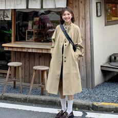 批发英伦风卡其色翻领<b class='q'>风衣</b>女春秋2025新款韩系气质小个子中长款外套