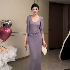 批发巨好看的紫色针织连衣裙子女装2025新款早秋季韩系氛围感穿搭<b class='q'>长裙</b>