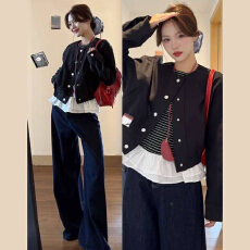 批发2025新款韩系黑色短款西装<b class='q'>外套</b>女早秋季高级感棒球服<b class='q'>休闲</b>夹克上衣