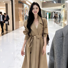 批发韩系轻熟小众设计感风衣外套女初秋季2025新款独特超好看气质上衣