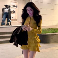 批发2025超火韩系穿搭一整套早秋季女装针织开衫外套<b class='q'>蕾丝</b><b class='q'>短裙</b>两件套装