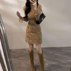 批发法式气质扎染长袖连衣裙子2025新款早秋季巨好看修身内搭包臀短裙