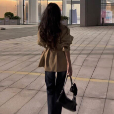 批发韩系高级感卡其色短款风衣外套女<b class='q'>秋</b>冬2025新款收腰绑带小个子大衣