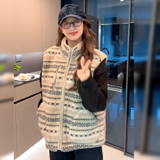 批发2025新款今年流行爆款巨好看的针织外穿<b class='q'>马甲</b>女秋冬季背心开衫上衣
