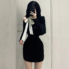 法式高级感蝴蝶结黑色长袖针织连衣裙秋冬季内搭打底包臀短裙子女