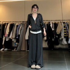 批发韩系休闲松弛感套<b class='q'>装</b><b class='q'>女</b>秋冬季2025新款条纹针织开衫休闲长裤两件套