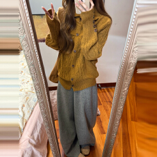 批发慵懒高级感毛衣女秋冬季2025年新款宽松加厚软糯针织开衫翻领上衣