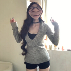 批发灰色v领毛衣女秋冬季2025新款巨好看高级感修身收腰内搭针织上衣