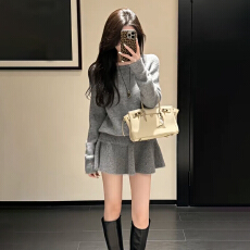 批发慵懒风灰色针织套装连衣裙子女冬季2026新款小个子绝美穿搭两件套