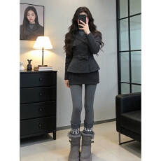 批发富家千金小香风短裙穿搭一整套装2026<b class='q'>新款</b>灰色毛呢连衣裙子<b class='q'>女</b>冬季