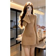 批发法式气质镂空针织<b class='q'>连衣裙</b>子女秋冬2026新款高级感修身收腰包臀短裙