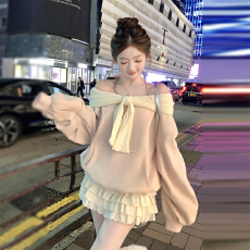 批发韩系蝴蝶结一字领<b class='q'>长袖</b>春季慵懒风白色<b class='q'>卫衣</b>女宽松百搭露肩针织上衣