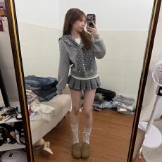 批发韩系穿搭灰色宽松卫衣<b class='q'>外套</b>女秋冬季2026新款学院风超好看冬装<b class='q'>上衣</b>