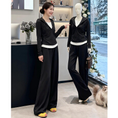 批发灰色假两件连帽<b class='q'>卫衣</b>休闲运动阔脚裤<b class='q'>两件套装</b><b class='q'>女</b>秋冬韩系穿搭一整套