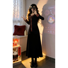 批发法式黑色针织<b class='q'>连衣裙</b>子女秋<b class='q'>冬季</b>2026新款巨好看高级感内搭收腰长裙