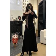 批发法式黑色针织<b class='q'>连衣裙</b>子女秋<b class='q'>冬季</b>2026新款巨好看高级感内搭收腰长裙