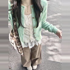 批发绿色针织开衫<b class='q'>毛衣</b><b class='q'>女</b>春季2026新款韩系高级感慵懒超好看软糯上衣