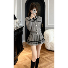 批发学院风灰色针织<b class='q'>连衣裙</b>子女2026新款<b class='q'>春秋</b>季韩系巨好看穿搭一整套装