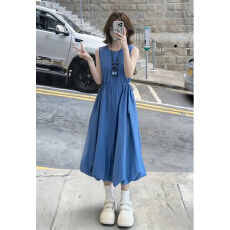 批发法式蓝色无袖背心<b class='q'>连衣裙</b>子女夏季2026新款海边度假高级感花苞长裙