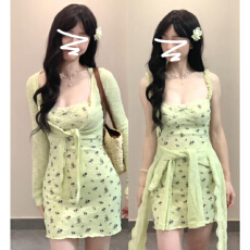 批发法式碎花吊带<b class='q'>连衣裙</b>女夏季纯欲辣妹修身包臀短裙小个子开衫<b class='q'>两件套</b>